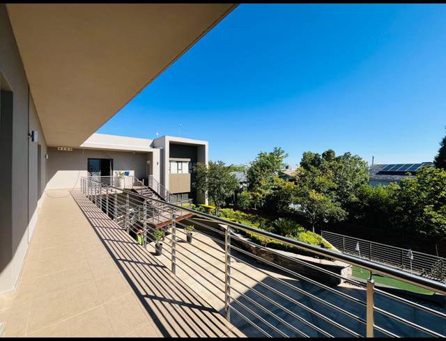 146M² OFFICE FOR SALE IN FOURWAYS GARDENS